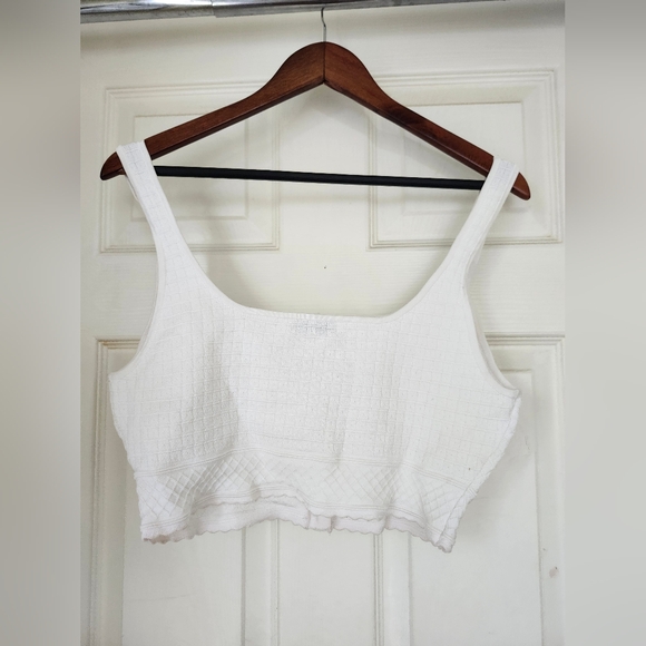 Sculpt Knit Button Tank - Picture 4 of 6